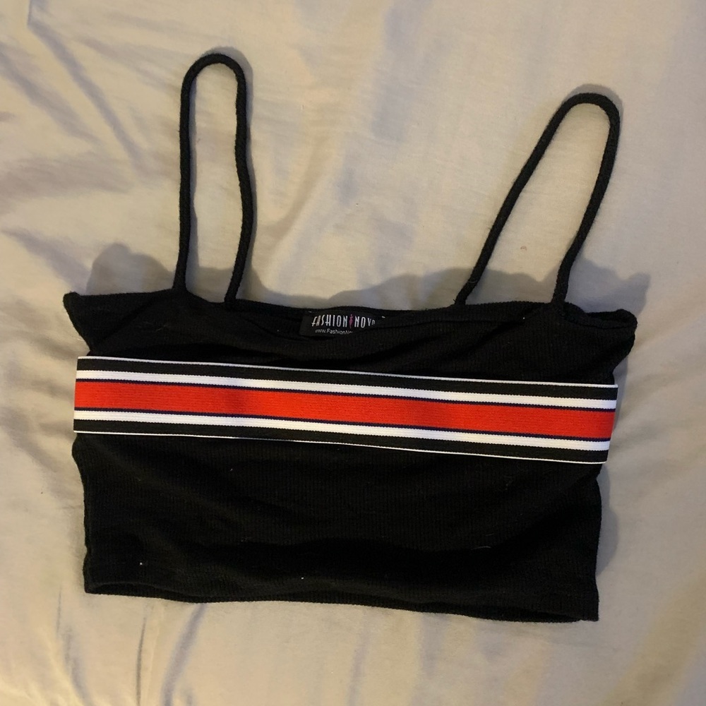 Fashion nova crop top